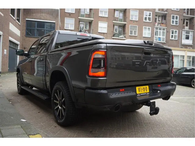 Dodge Ram 1500 5.7 V8 4x4 Rebel Sport 2020 LPG/Gas 8