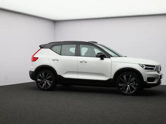 Volvo XC40 Recharge P8 AWD R-Design 2020 Elektrisch 23