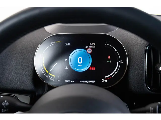 MINI Countryman Cooper SE ALL4 2022 Hybride Benzine 45