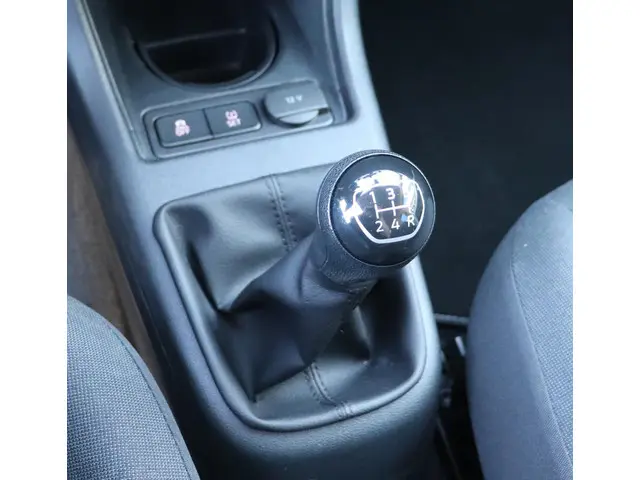 Volkswagen up! 1.0 BMT move up! 2019 Benzine 9