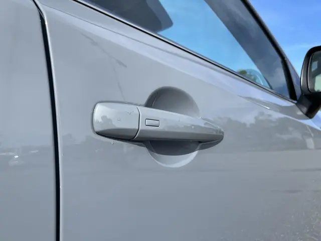 Nissan QASHQAI 1.3 MHEV N-Connecta 2025 Benzine 18