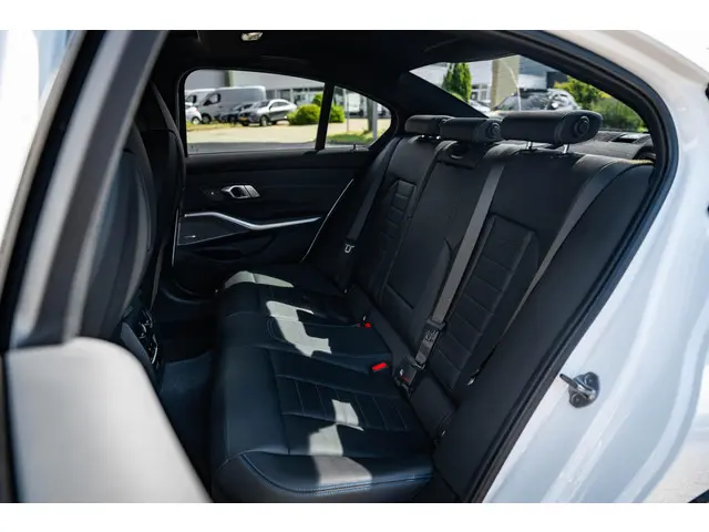 BMW 3 Serie M340i xDrive 2022 Benzine 33