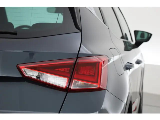 SEAT Arona 1.0 TSI Xperience 2021 Benzine 24