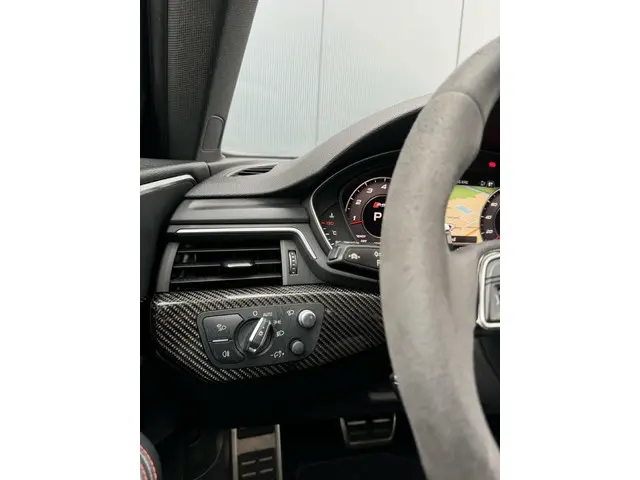Audi RS4 Avant 2.9 TFSI RS 4 quattro 450 pk 2018 Benzine 18