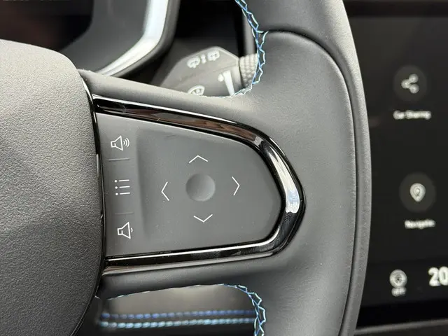 Lynk & Co 01 1.5 PHEV Business Edition 2025 Hybride Benzine 29