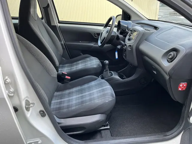 Peugeot 108 1.0 e-VTi Active 2019 Benzine 17