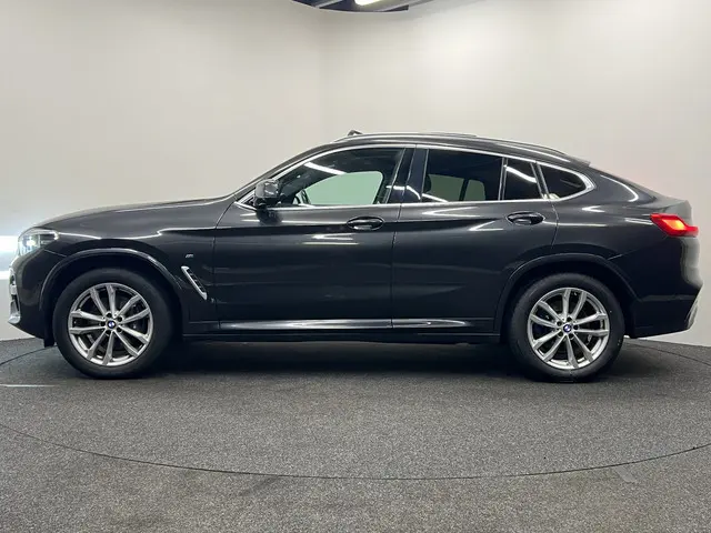 BMW X4 xDrive30i High Executive 2020 Benzine 3