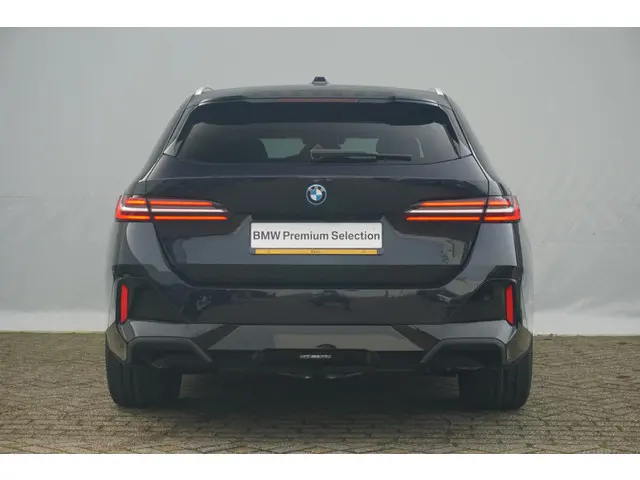 BMW 5 Serie Touring 530e 2024 Hybride Benzine 5