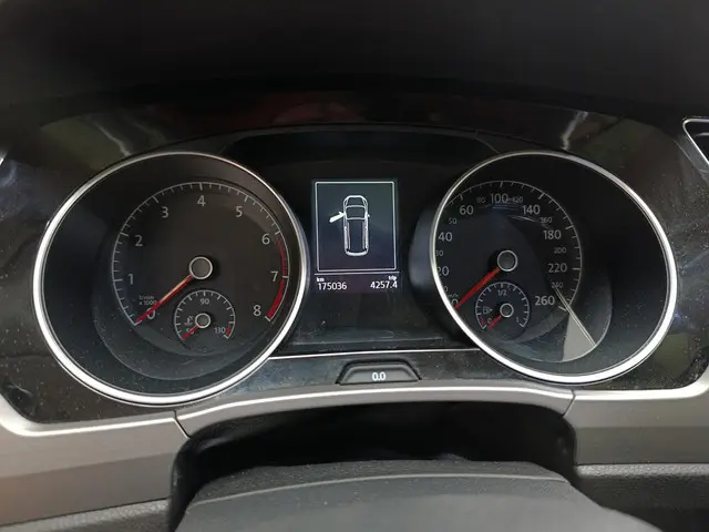 Volkswagen Touran 1.4 TSI Connected Series 2017 Benzine 29