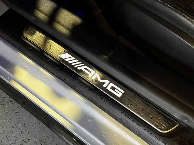 Mercedes-Benz SL Roadster AMG 43 2022 Hybride Benzine 39