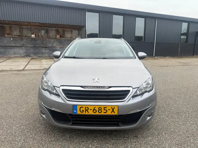 Peugeot 308 SW 1.2 PureTech Style 2015 Benzine 9