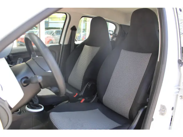 Renault Twingo 1.0 SCe Life 2020 Benzine 16