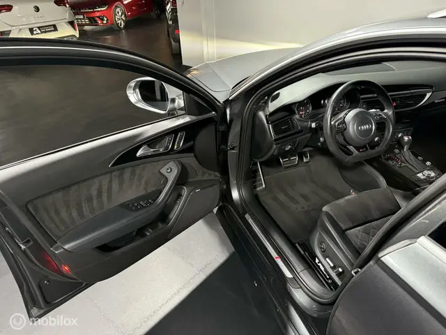 Audi RS6 Avant 4.0 TFSI RS 6 quattro 2014 Benzine 13