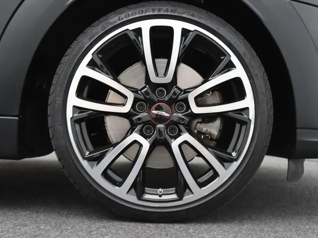 MINI Cooper S Cabrio John Cooper Works 2023 Benzine 21