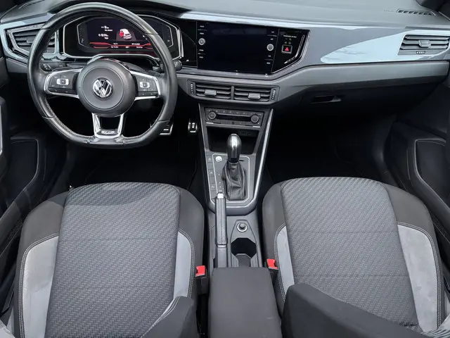 Volkswagen Polo 1.0 TSI Highline 3xRLine 2020 Benzine 17