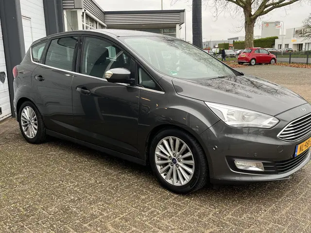 Ford C-MAX 1.0 Titanium 2017 Benzine 13