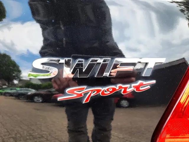 Suzuki Swift 1.4 Sport Smart Hybrid 2021 Benzine 27