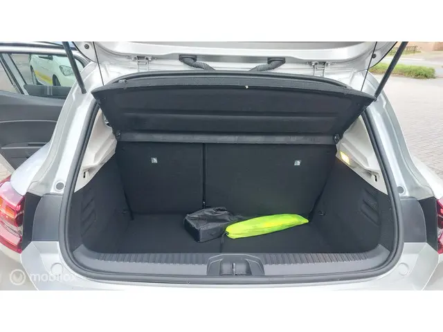 Renault Clio 1.0 TCe Bi-Fuel Zen 2020 Benzine 12