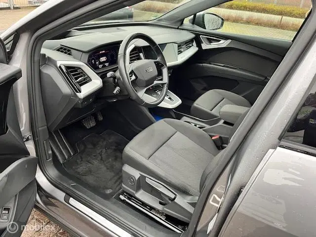 Audi Q4 e-tron 40 S edition 77 kWh 2023 Elektrisch 12