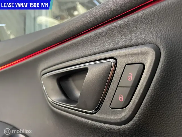 SEAT Leon Sportstourer 1.5 eTSI FR 2020 Benzine 46