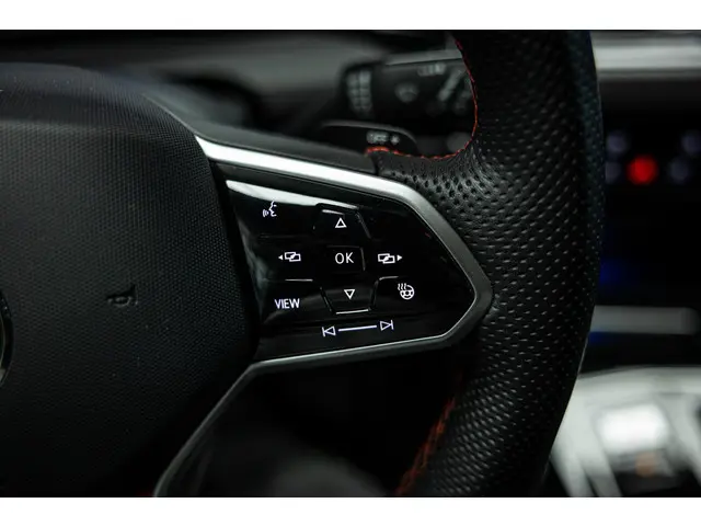 Volkswagen Golf 2.0 TSI GTI Clubsport 2024 Benzine 29