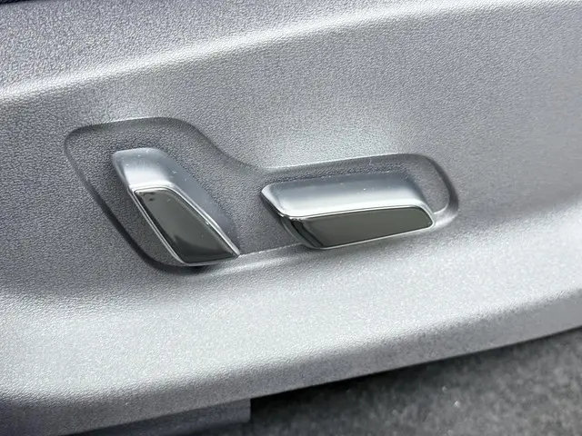 BYD SEAL U 1.5 DM-i FWD Boost 2025 Hybride Benzine 45