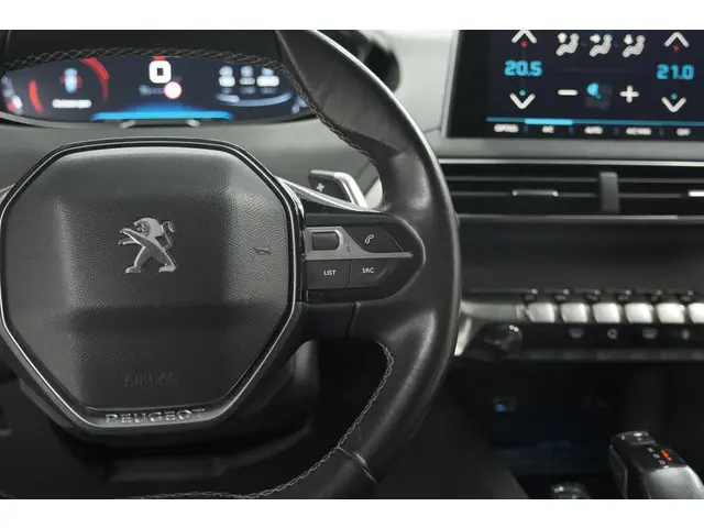 Peugeot 3008 PureTech 130 EAT6 Allure 2017 Benzine 35
