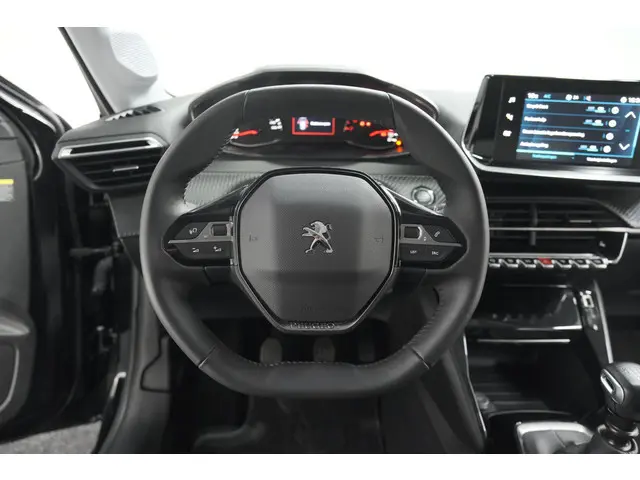 Peugeot 208 PureTech 100 Allure Pack 2023 Benzine 28