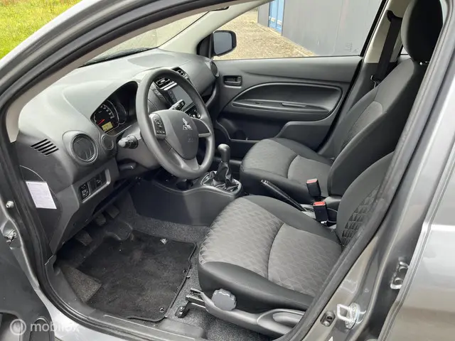Mitsubishi Space Star 1.2 Connect+ 2023 Benzine 7