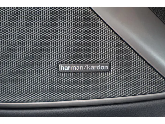 BMW 3 Serie 330e 2026 Hybride Benzine 22