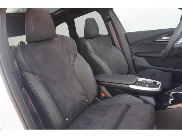 BMW iX1 eDrive20 M Sport Pro 2025 Elektrisch 9