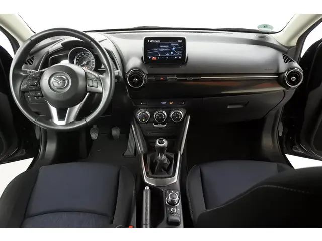 Mazda 2 1.5 90pk Nakama 2016 Benzine 6