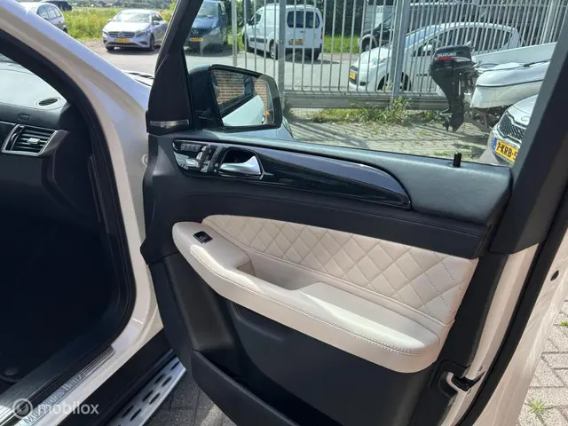 Mercedes-Benz GLE 500 e 4MATIC 2015 Hybride Benzine 11