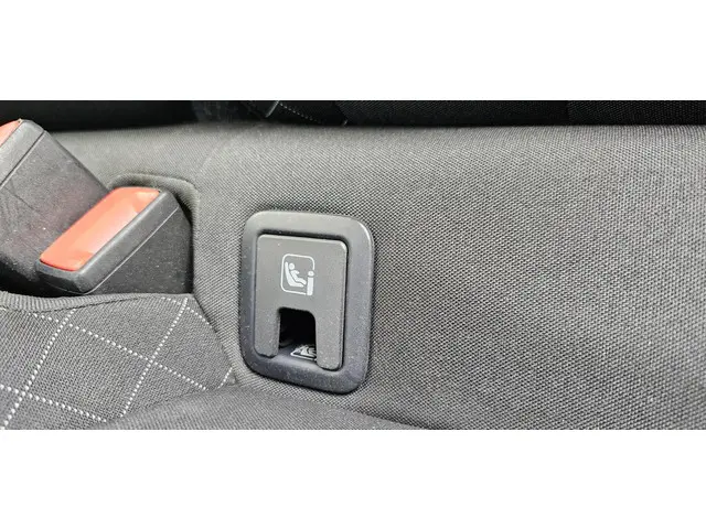 Škoda Kamiq TSI 110 DSG Ambition 2022 Benzine 34