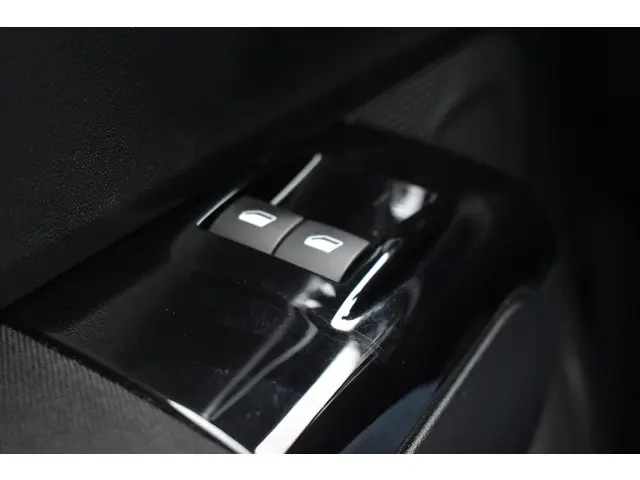 Citroën C3 PureTech 110 Feel 2019 Benzine 16