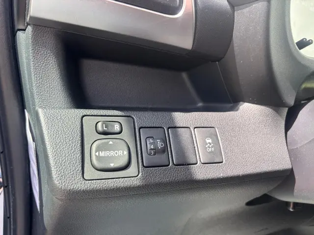 Toyota Verso-S 1.3 VVT-i Dynamic 2012 Benzine 13
