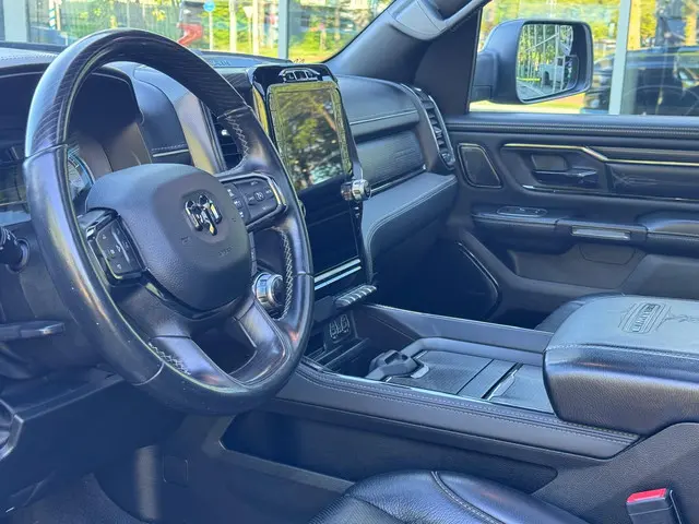 RAM 1500 5.7 V8 4x4 Limited Night 2022 LPG/Gas 11