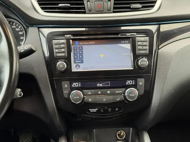 Nissan QASHQAI 1.2 Connect Edition 2014 Benzine 17