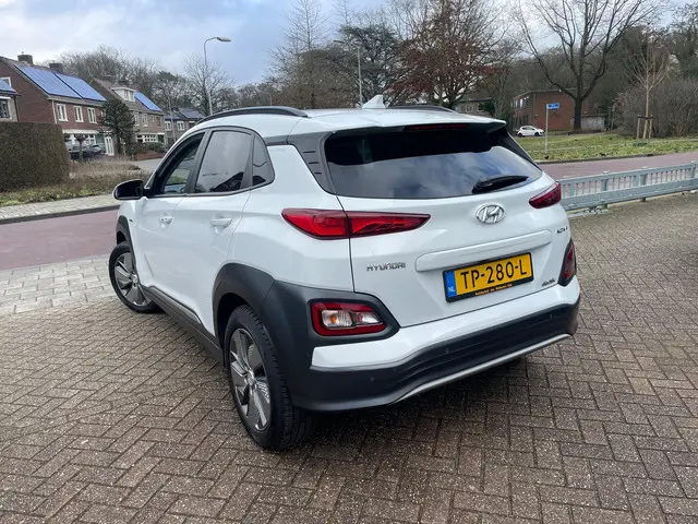Hyundai Kona EV Premium 64 kWh 2018 Elektrisch 4
