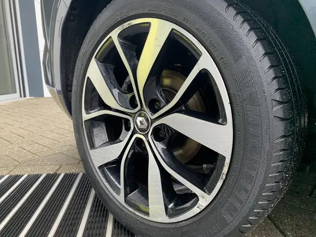 Renault Mégane Estate 1.3 TCe Bose 2019 Benzine 26