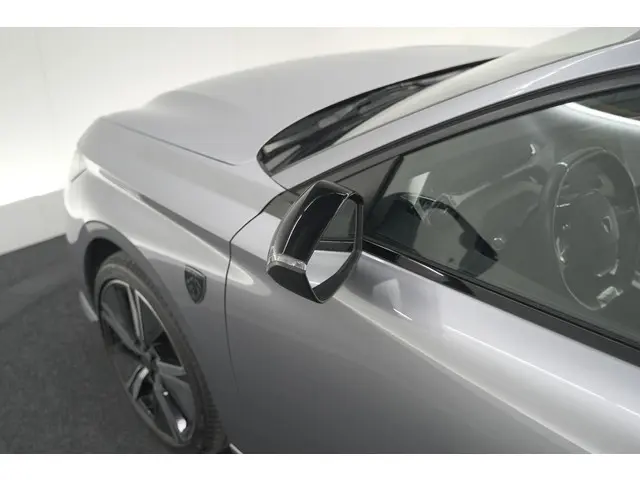 Peugeot 308 SW PureTech 130 EAT8 GT 2023 Benzine 21