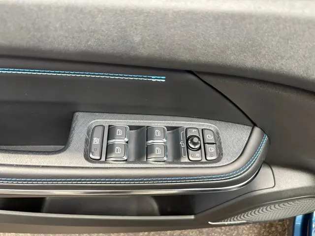 Lynk & Co 01 1.5 2021 Hybride Benzine 15