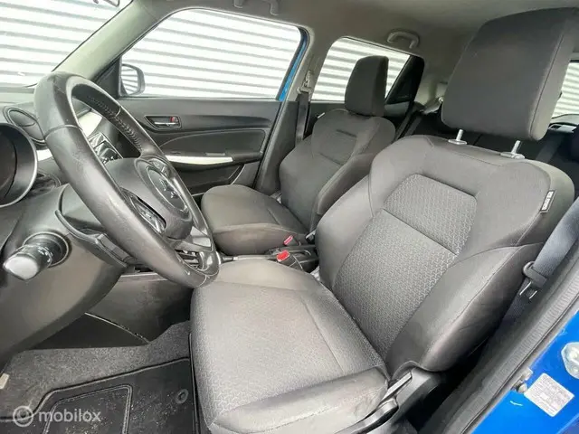 Suzuki Swift 1.0 liter | AUT | Carplay | Airco 2017 Benzine 16