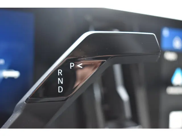 Renault Espace Iconic 2026 Hybride Benzine 29