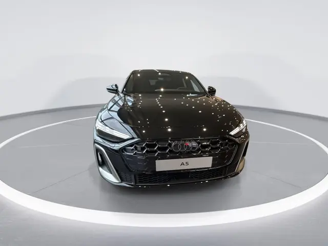 Audi A5 Limousine S edition 35 TFSI 150 PK 2025 Benzine 7