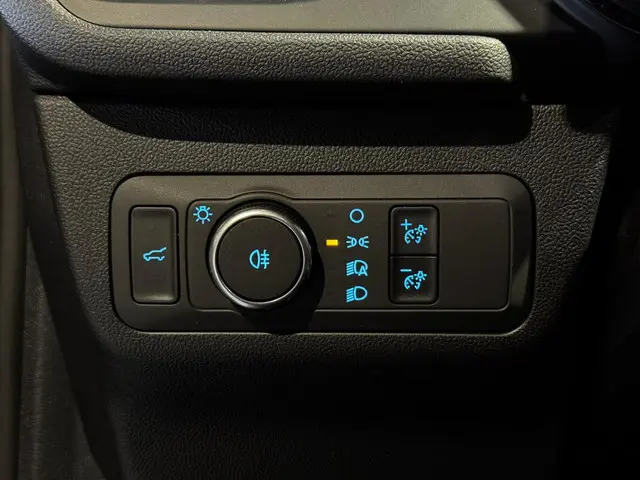 Ford Kuga 2.5 FHEV ST-Line X 2024 Hybride Benzine 35