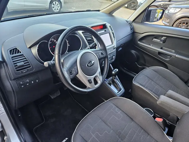 Kia Venga 1.6 CVVT DynamicPLusLine automaat 2016 Benzine 18