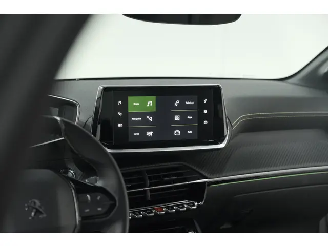 Peugeot 208 PureTech 100 GT 2023 Benzine 46