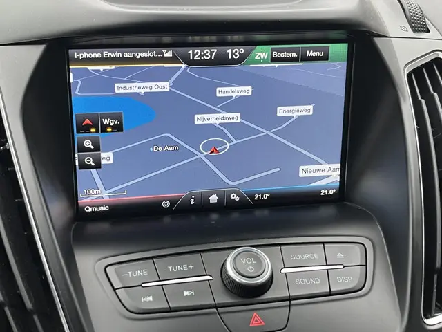 Ford C-MAX 1.0 Titanium 2017 Benzine 23