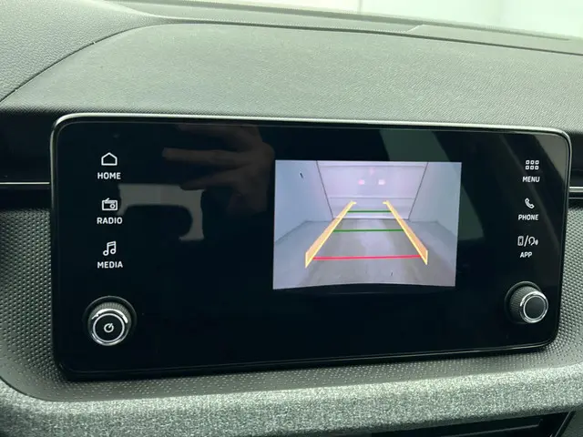 Škoda Kamiq 1.0 TSI Business Edition DSG 2025 Benzine 15